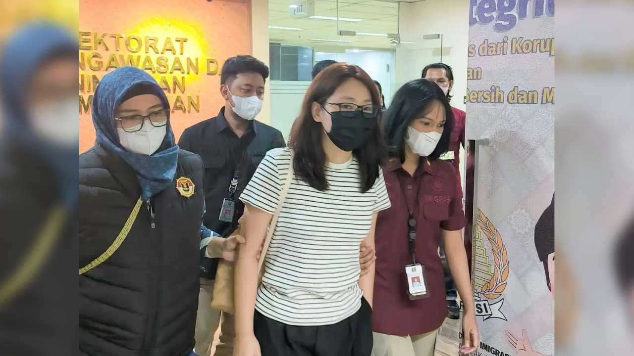 Momen Tukar Kepala Eks Wali Kota Alice Guo dan Buronan Tanah Air, Bilang ke Krishna Murti: Thank You Abangku