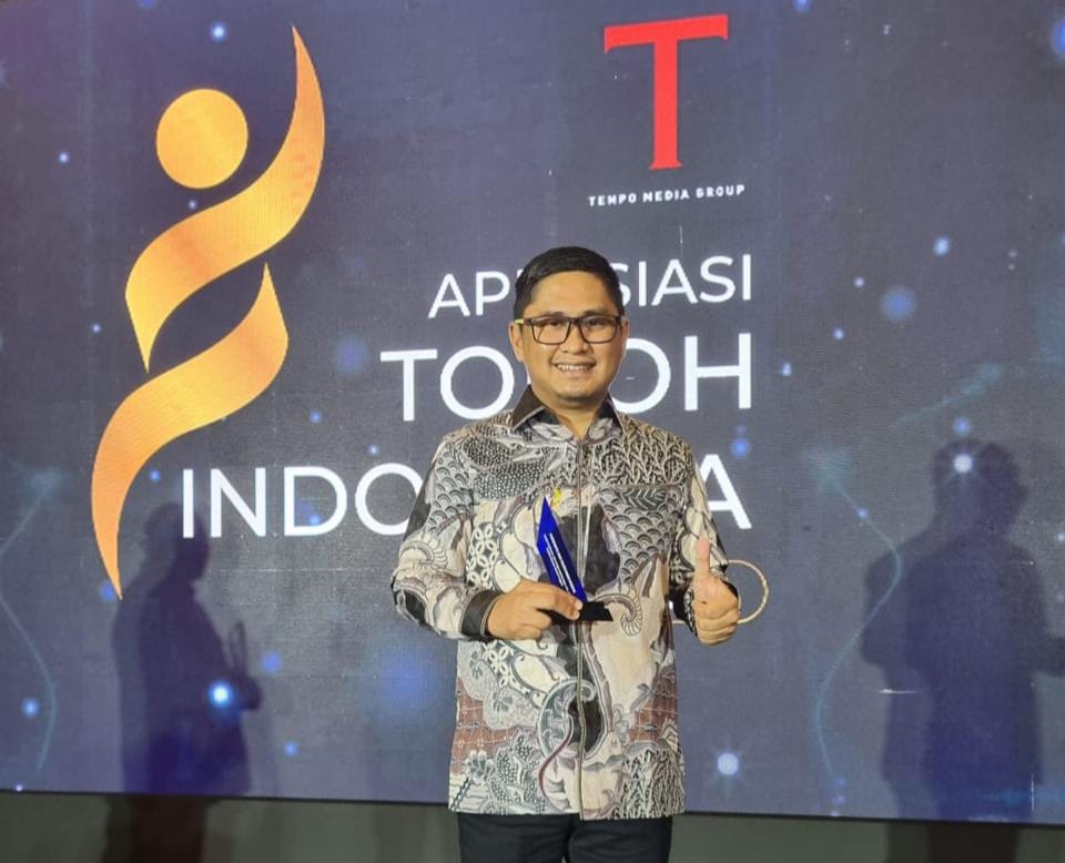Pj Gubernur Sulawesi Tenggara Andap Budhi Revianto Diganjar Penghargaan Tokoh Indonesia 2024