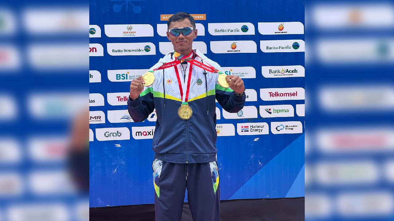 Polisi Briptu Denri Maulidzar Borong Tiga Emas Cabor Dayung PON XXI Aceh-Sumut