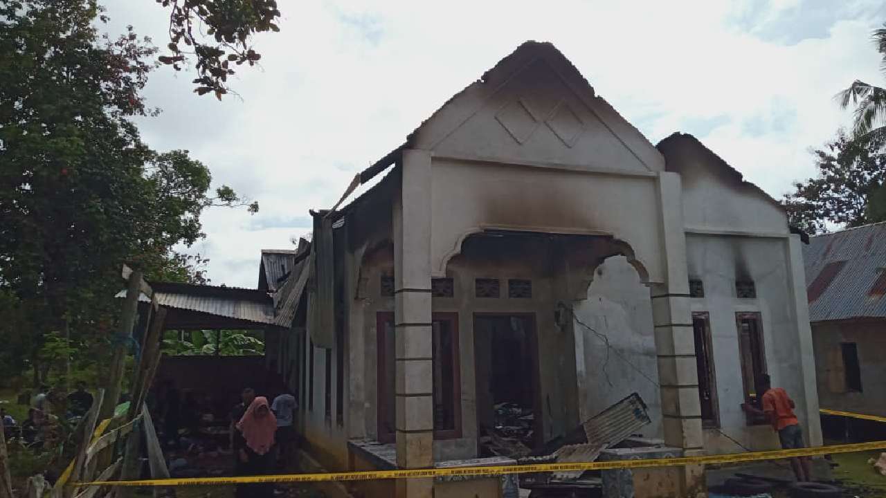 Rumah di Muna Barat Terbakar Bersama Uang Tunai Rp 100 Juta