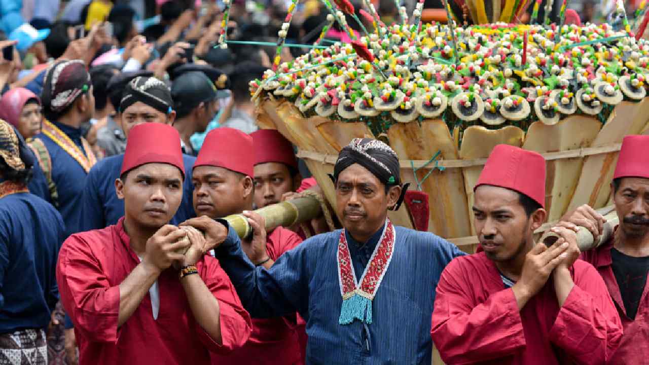 Tujuh Contoh Syair Puisi Maulid Nabi Bikin Hati Tersentuh