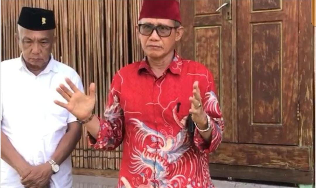 Paslon LA-IDA Ziarah ke Masjid Tertua di Kabupaten Buton