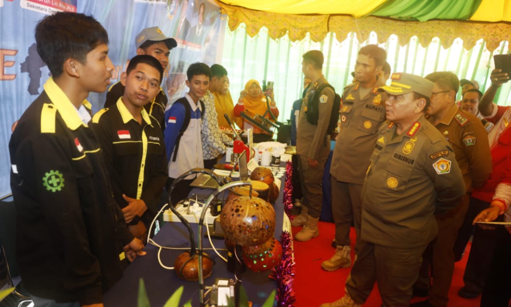 Tingkatkan SDM dengan Inovasi Kreatif, Dikbud Sultra Pamerkan Karya Anak SMK