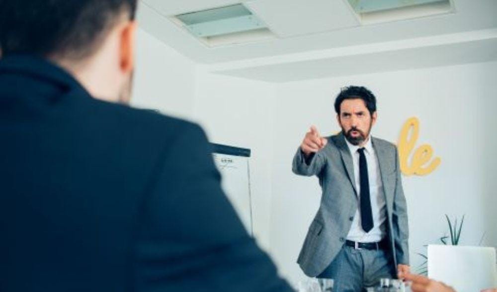 Balasan Bagi Mereka yang Merendahkan dan Menghina Orang Lain