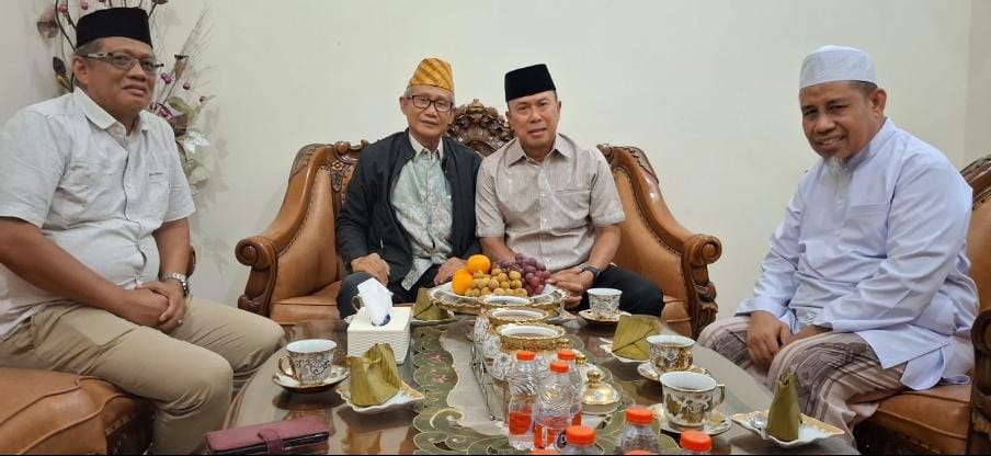 Bertemu di Kediaman Musadar Mappasomba, ASR dan LA Bernostalgia Masa Kecil serta Bersama di Pemerintahan