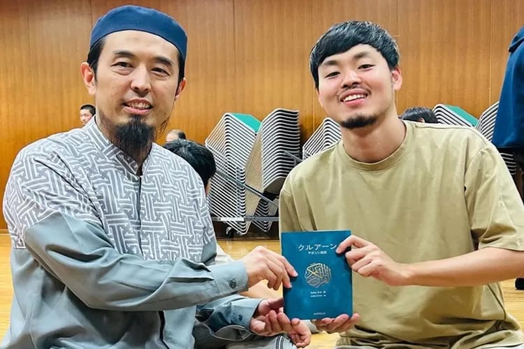 Kisah Mualaf Sensei Sugimoto dari Buddha Jadi Penerjemah Al-Qur'an ke Bahasa Jepang