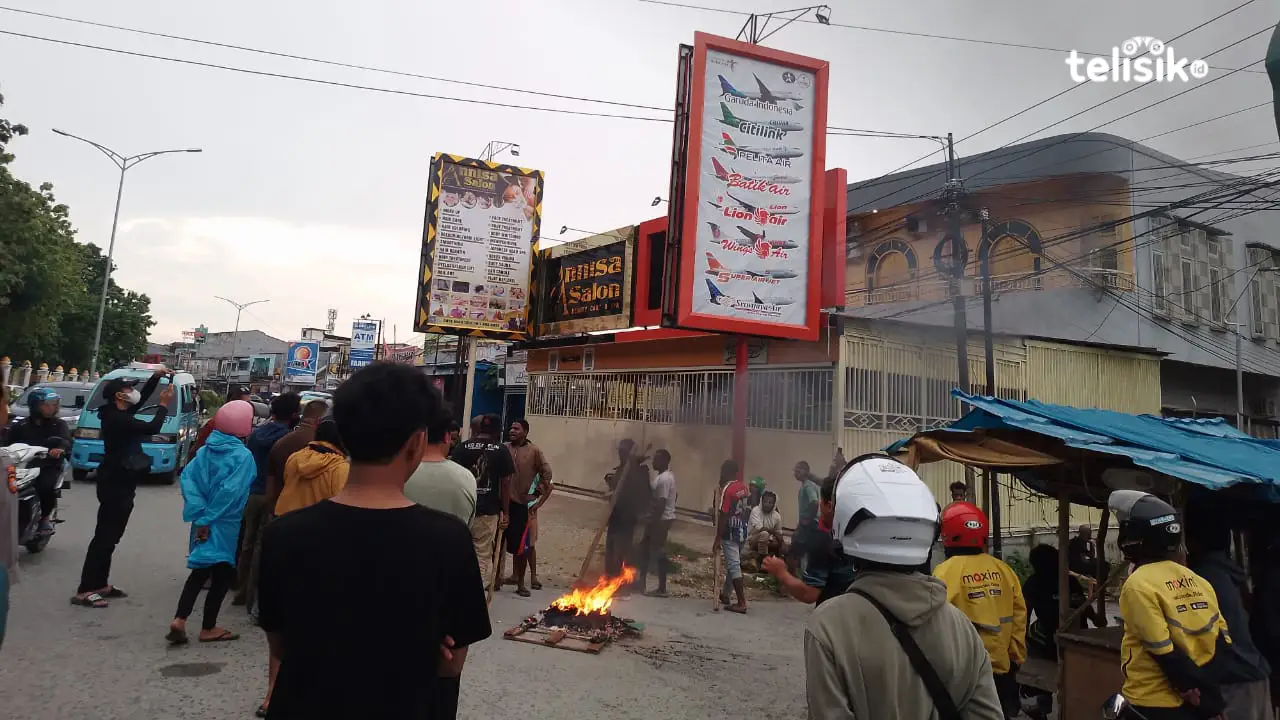 Mahasiswa Asal Papua di Kendari Diduga Dianiaya, Blokir Jalan dan Tuntut Keadilan