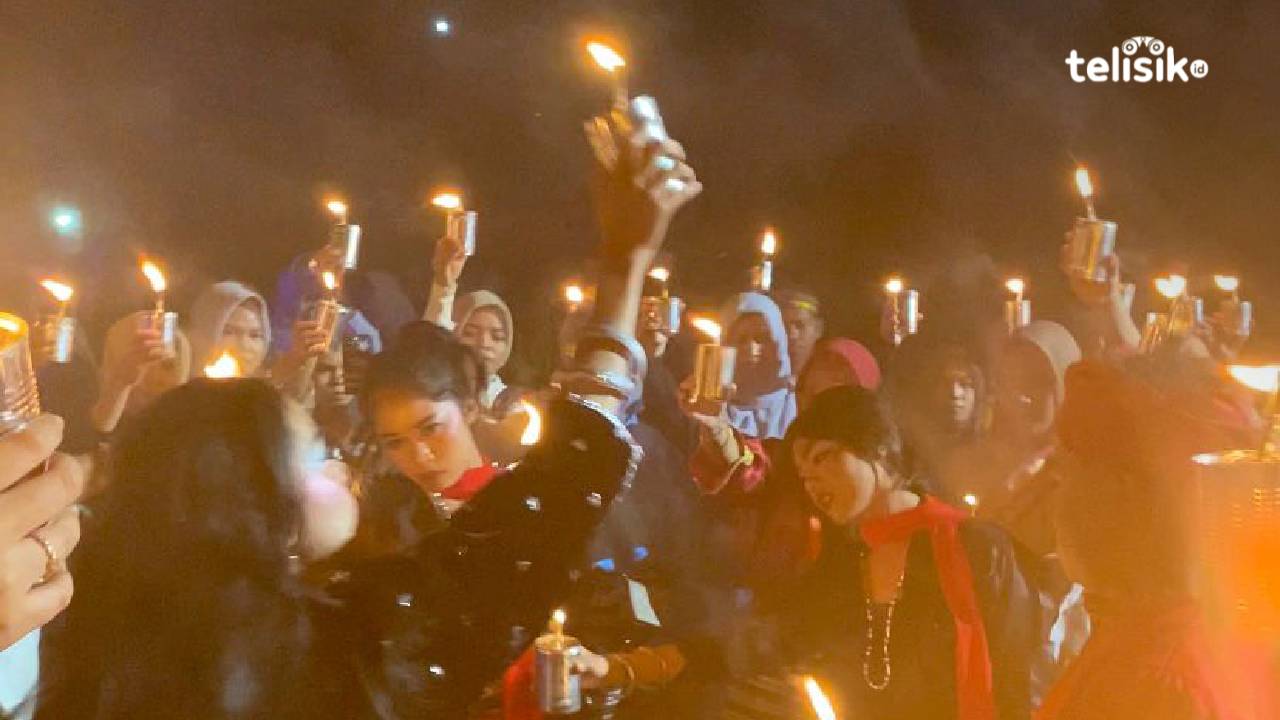 Pawai Padamara Meriahkan Benteng Sorawolio Baubau