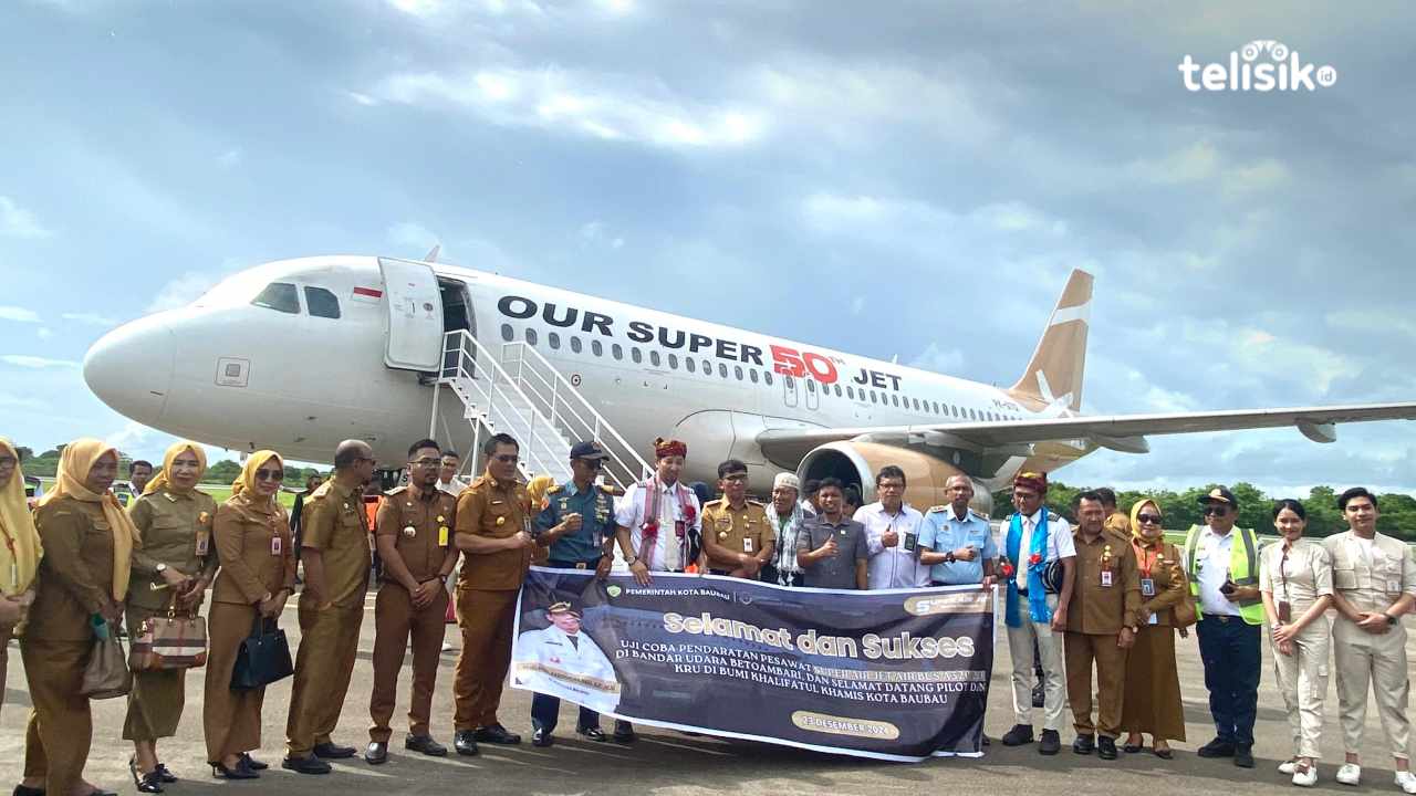 Pesawat Super Air Jet Airbus A320 Uji Coba Perdana di Bandara Betoambari Baubau