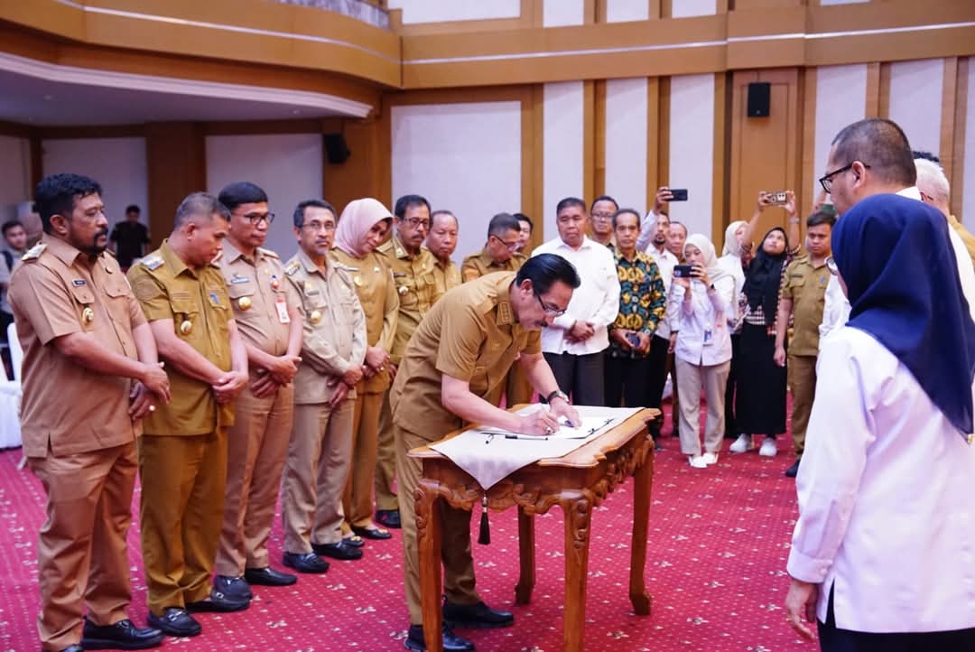 Pj Bupati Bombana Bahas Inflasi dan Pertumbuhan Ekonomi di Rakorda TPID