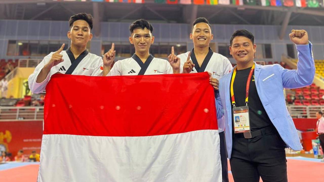 Tim Taekwondo Polri Borong 7 Emas di Kejuaraan Terbuka Quang Ninh Vietnam
