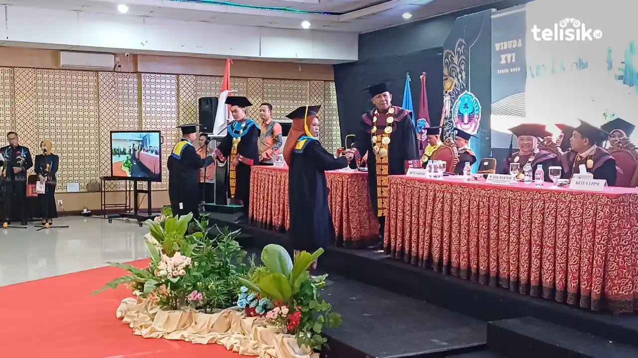Wisuda XVI USN Kolaka Lahirkan Lulusan Berkualitas dan Dorong Percepatan Masa Studi