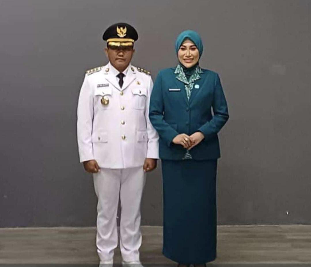 Darwin dan Ali Basa Fitting Baju Pelantikan Bupati-Wabup Muna Barat