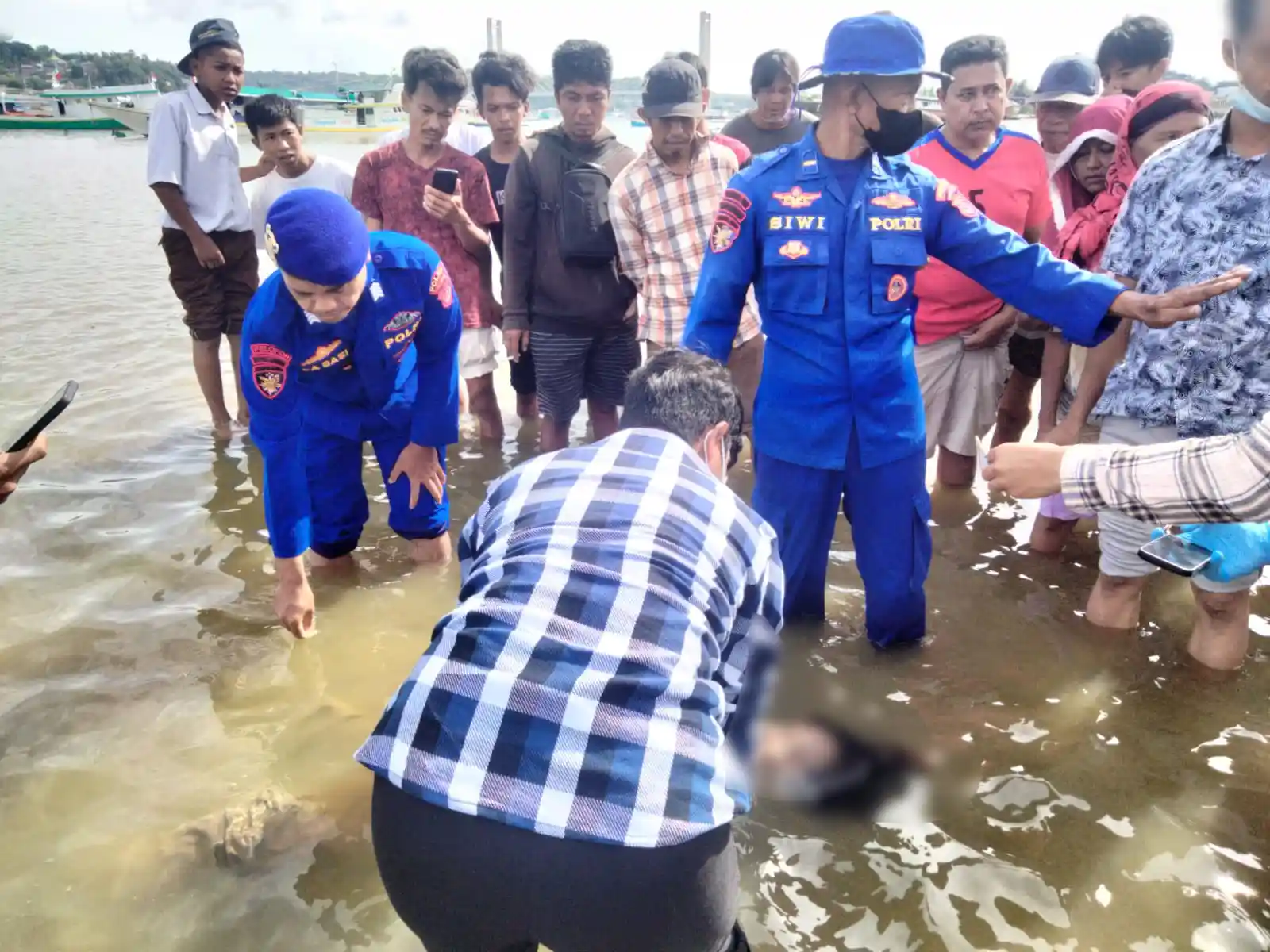 Diduga Akibat Hujan Deras, Nelayan Tewas di Pesisir Kendari