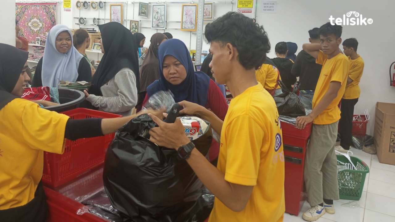 Dosimart Kendari Dipadati Konsumen Tiap Akhir Pekan