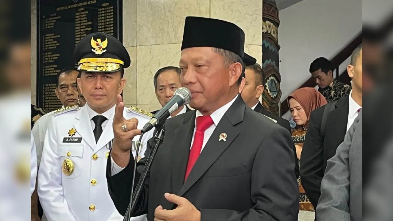 Mendagri Target Revisi Perpres Pelantikan Kepala Daerah Terbit Sebelum 6 Februari