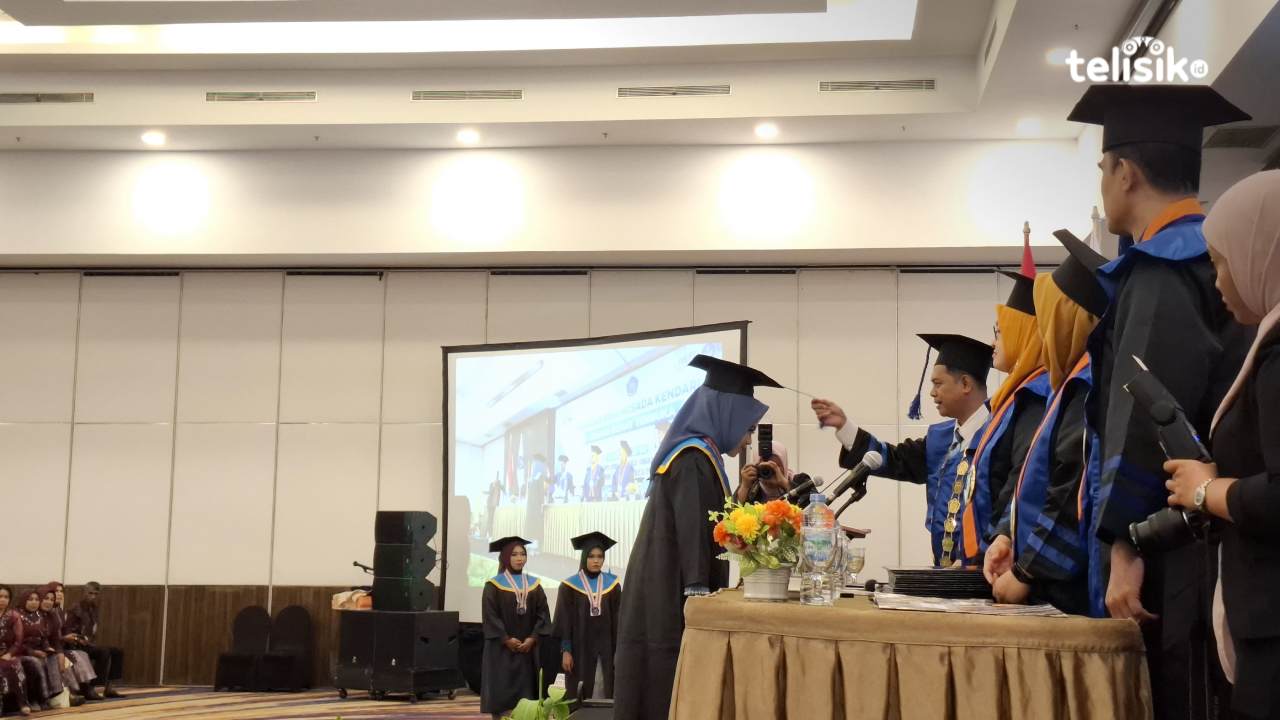 Politeknik Bina Husada Kendari Wisuda 191 Lulusan Siap Terjun ke Dunia Kerja