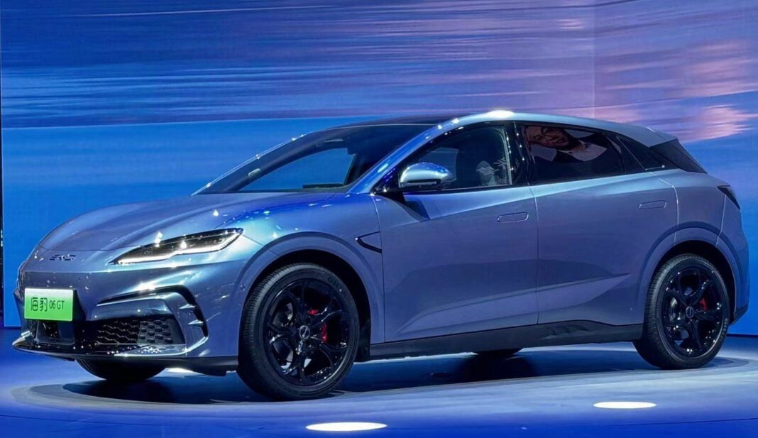 Spesifikasi Lengkap Dapur Pacu BYD Seal 06 GT: Hatchback Performa Tinggi Diproduksi Massal