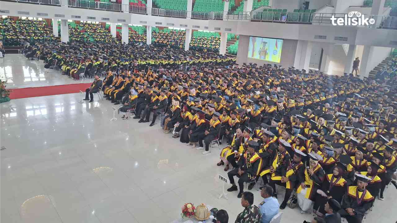 UHO Kendari Luluskan 3.600 Mahasiswa, Alumni Didorong Jadi Kontributor Terbaik Bangsa  