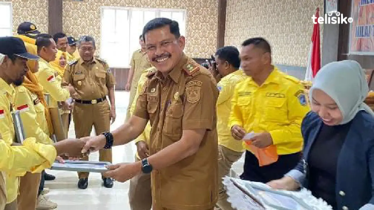 Bupati, Wabup, dan Pimpinan DPRD Muna Dapat Kendaraan Dinas Baru