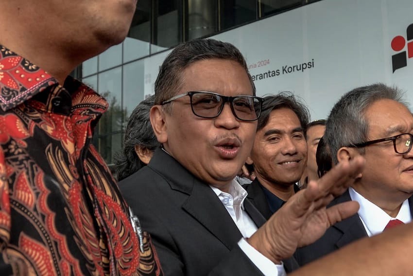Hasto Siap Lahir Batin Ditahan KPK Hari Ini