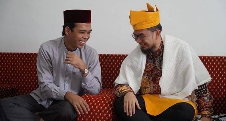 Hukum Ziarah Kubur Sebelum Ramadan, Begini Penjelasan UAS dan UAH