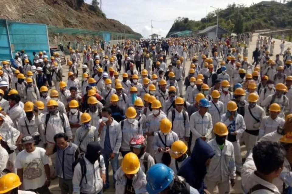 Pangkas Produksi Bijih Nikel, Pabrik Smelter Tiongkok PT GNI Terancam Ditutup