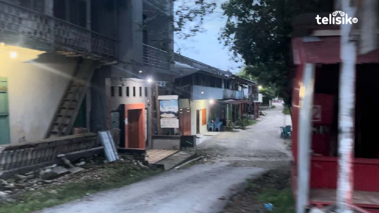 Rumah Bupati Wakatobi Terpilih Haliana Sepi Usai Putusan MK