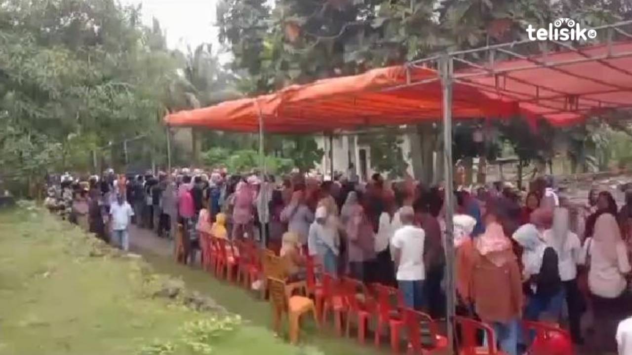 Tradisi Joget Maju Mundur Pulau Kaledupa: Adab Tetap yang Utama