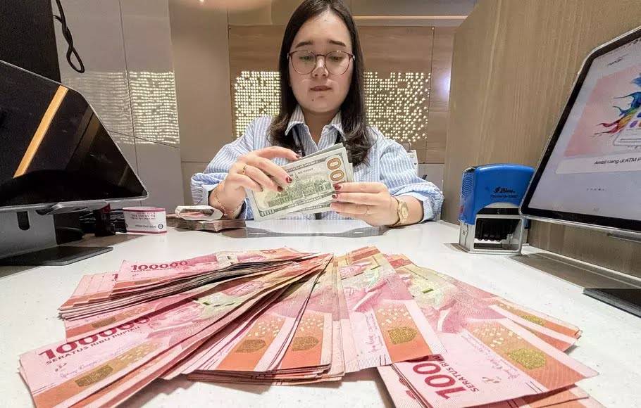 BLT BBM 2025 Cair Empat Kali, Simak Syarat dan Jadwal Lengkapnya