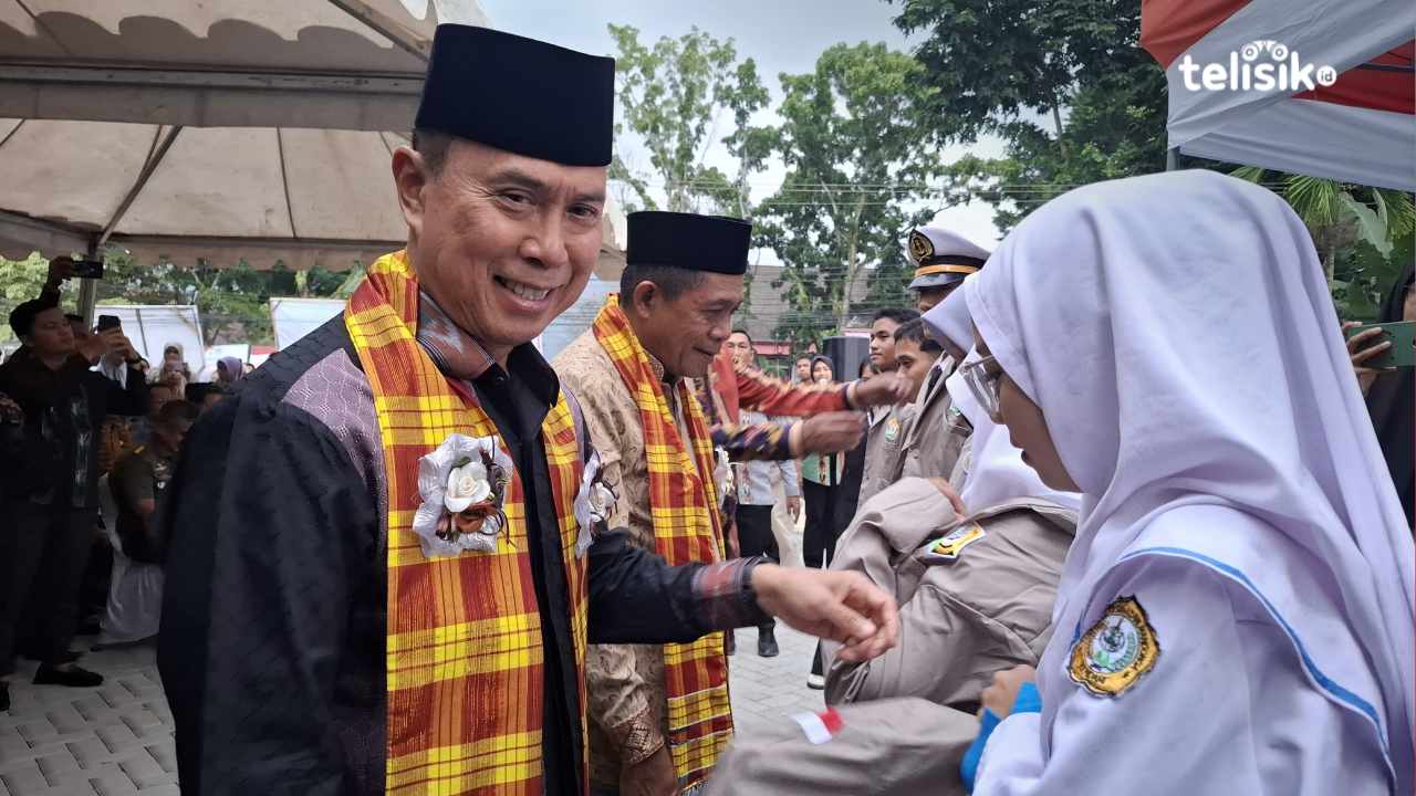 Gubernur ASR Ingin Generasi Muda Sultra Terdidik dan Kuasai Teknologi