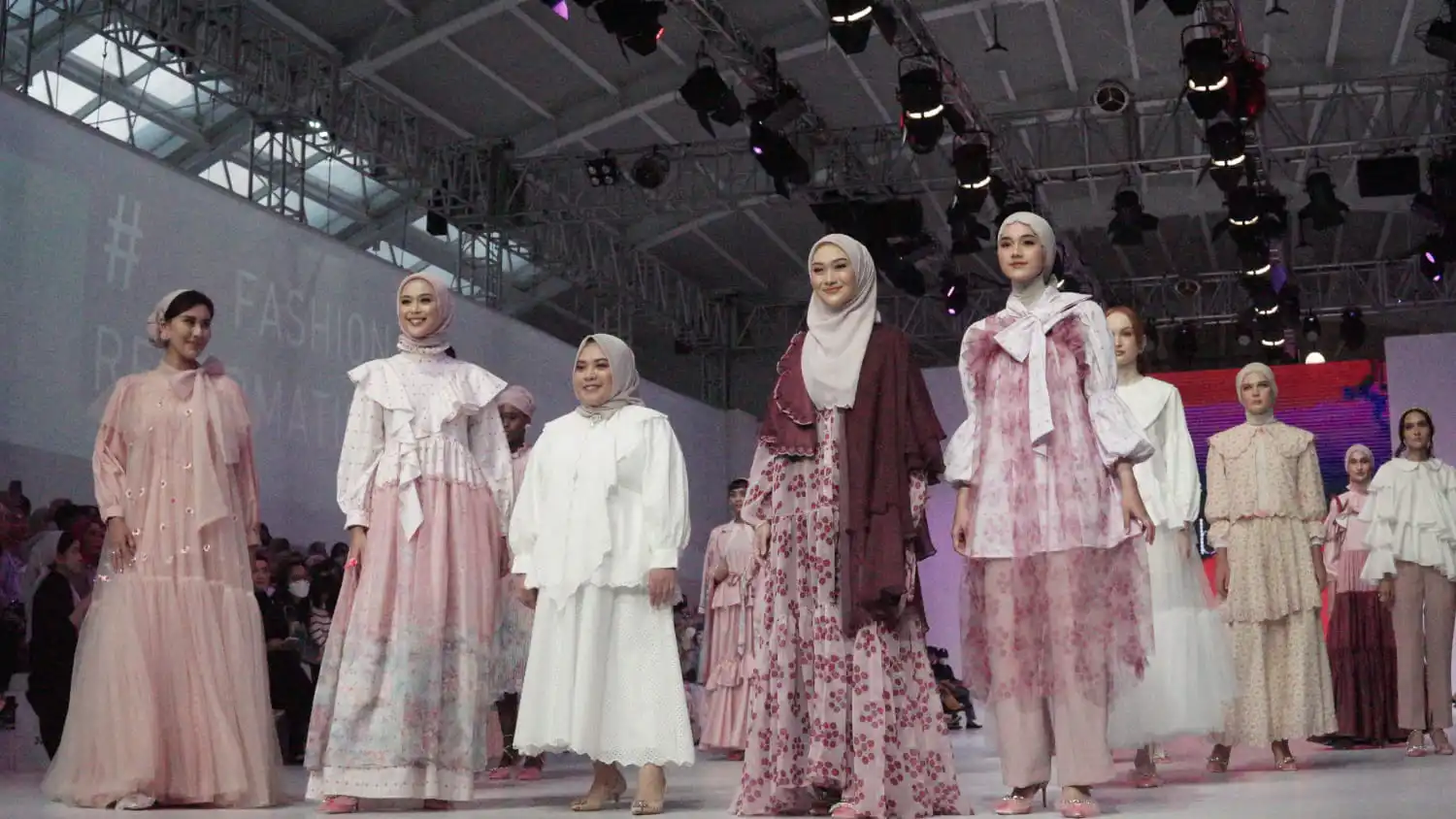 Jilbab Pernah Dilarang di Era Soeharto dan Disebut Ancaman, Kini jadi Fesyen