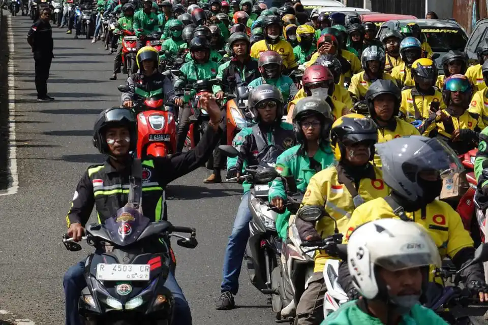 Ojol Resmi Dapat THR 2025 Secara Tunai, Begini Skema Diterima Driver Maxim, Grab dan GoTo
