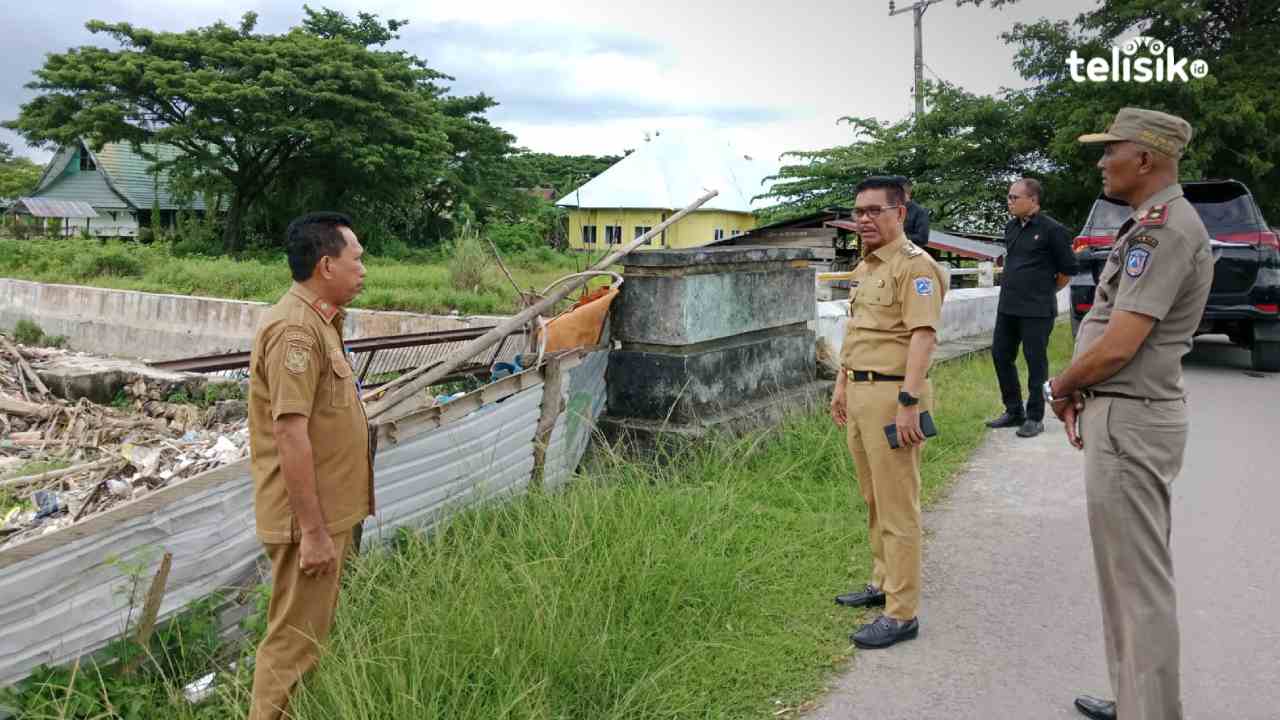 Pulang Kantor Wabup Muna Tinjau Sampah, Gandeng Teman dari Malang Ubah Jadi Kompos