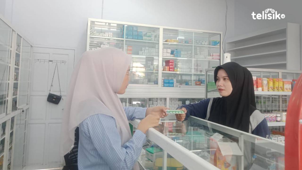 Selama Ramadan Penjualan Obat Maag di Apotek Barakati Kabupaten Wakatobi Meningkat