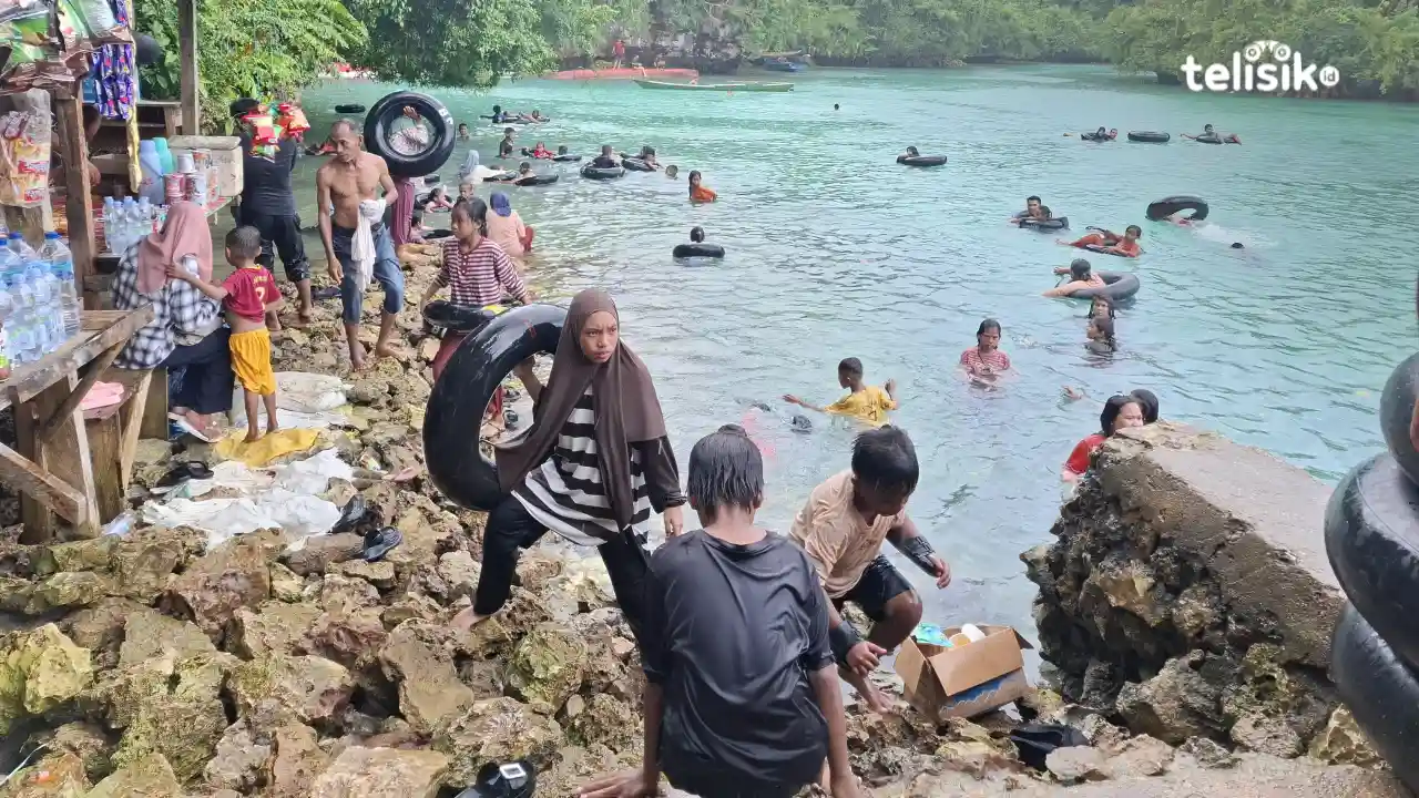 Ramai Warga Muna Menikmati Libur Lebaran ke Danau Napabale  