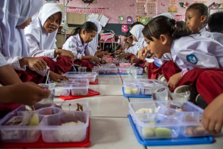 BGN Tak Mau Kecolongan, Korban Keracunan MBG Resmi Ditanggung Asuransi Pemerintah