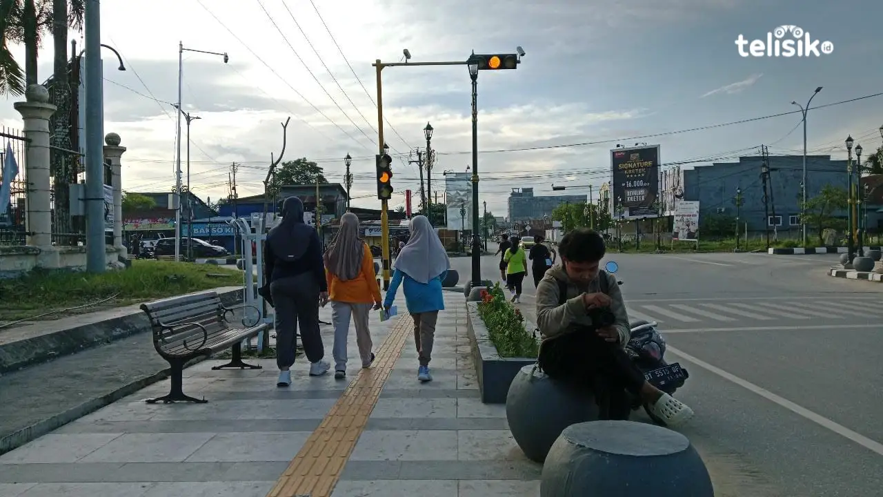 Fotografer di Pedestrian Eks MTQ Kendari Raih Cuan Jutaan Rupiah dari Pengunjung