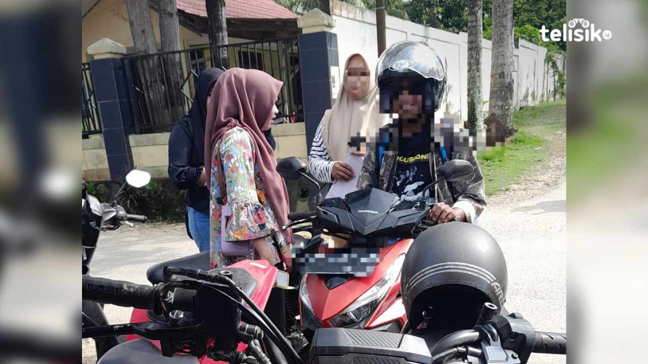 Kisah Pemuda Lulus Kuliah Tanpa Biaya Orang Tua, Nyambi Ojek dan Kuli Bangunan
