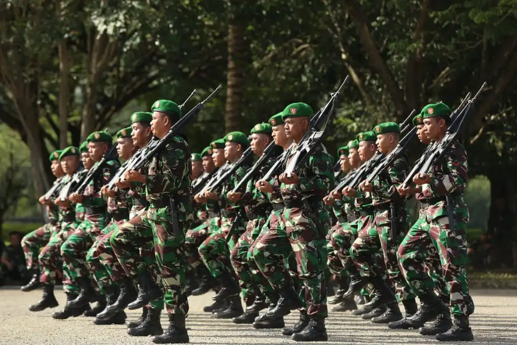 Pengamanan Kejari dan Kejati Resmi Diambil Alih TNI dengan Alat Militer
