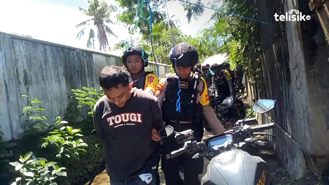 Satu Pelaku Judi Sabung Ayam Dibekuk Bersama Tiga Ekor Ayam di Kendari