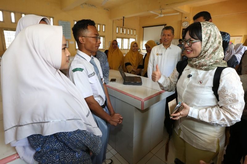Syarat Sekolah Unggulan Garuda, Makin Miskin Diklaim Gampang Diterima dan Beasiswa 80 Persen Terjamin