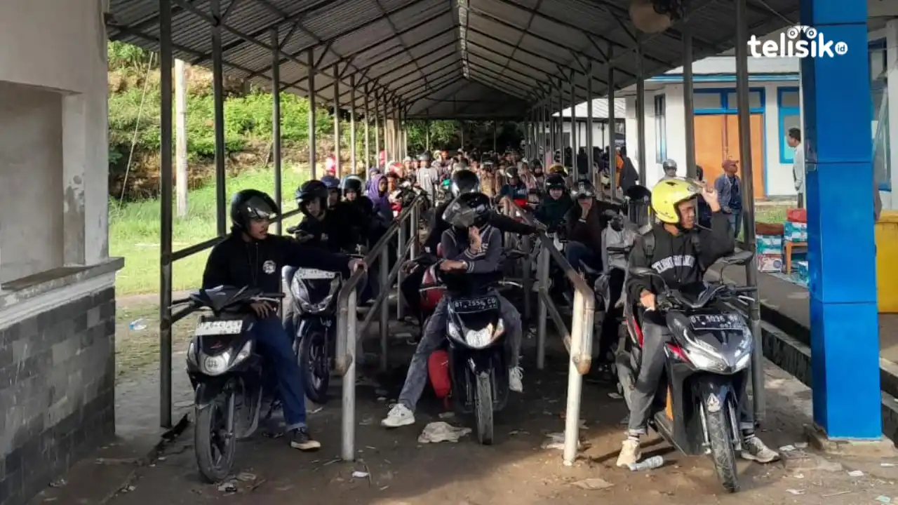 H-1 Idul Adha, Penumpang Kapal Penyeberangan Torobulu-Tampo Masih Sepi