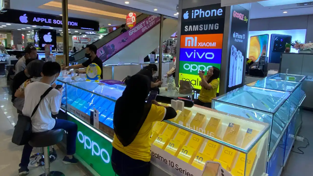 HP Terlaris di Dunia Q1: Oppo, Samsung dan Xiaomi Minggir Dulu