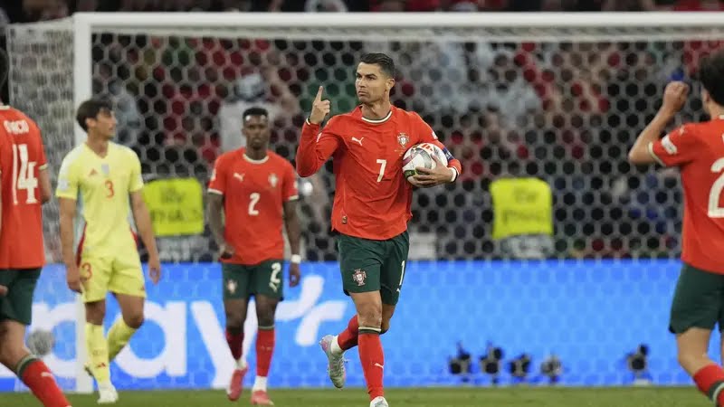 Portugal Juara, Cristiano Ronaldo Top Skor UEFA Nations League