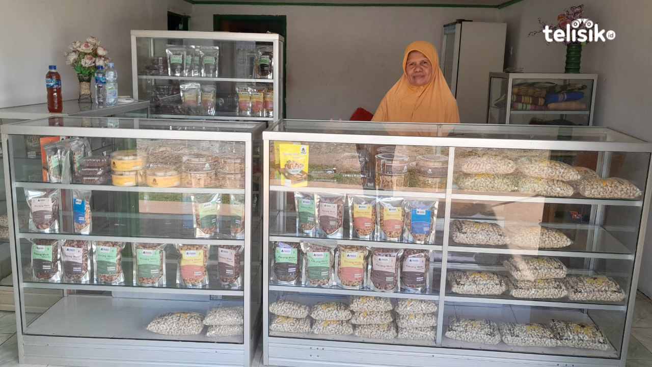 Wa Ode Khalifa 32 Tahun Olah Potensi Lokal dari Bisnis Kacang Mete Jadi Cuan