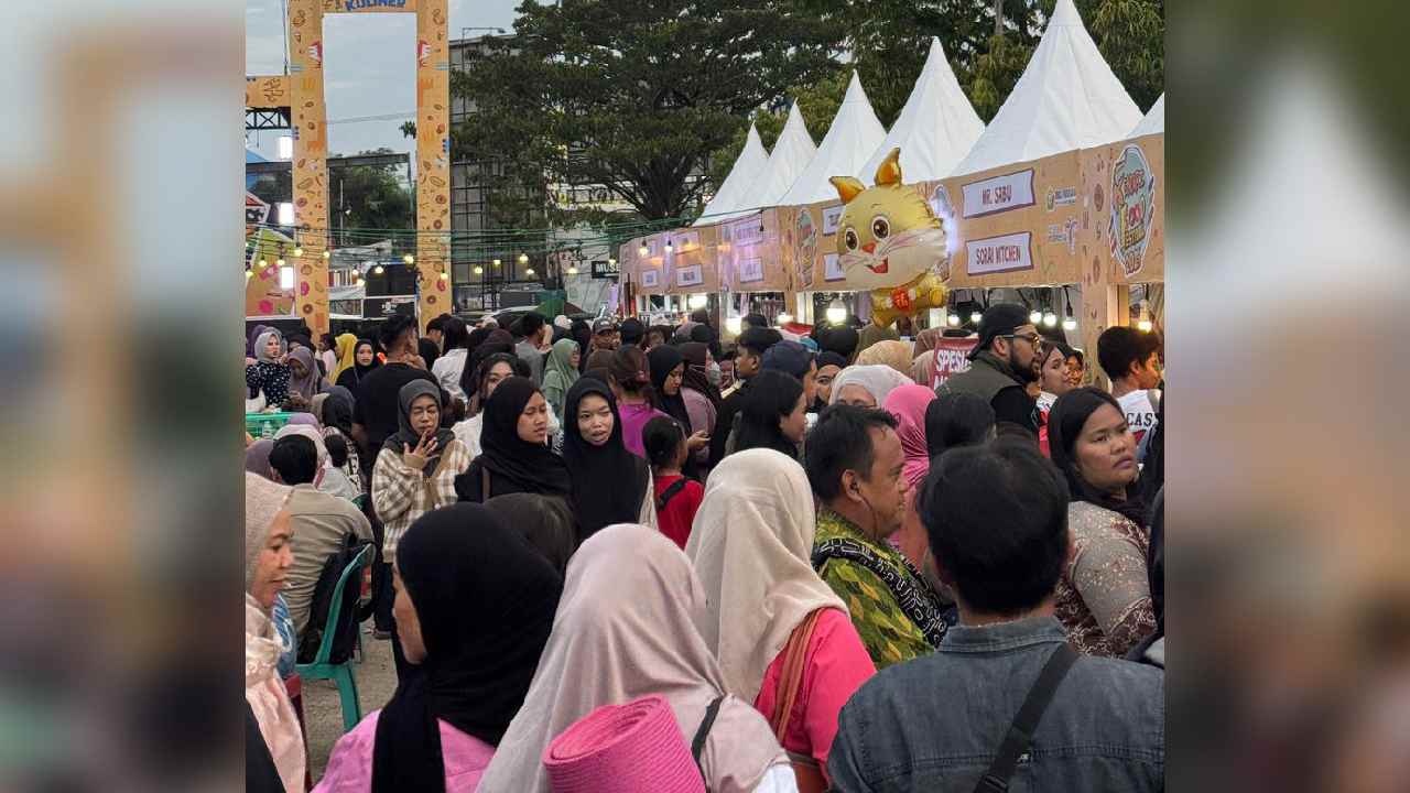 Dispar Sultra Gaet 40 UMKM Meriahkan Kendari Food Festival 2025, Target Transaksi Rp 1 Miliar