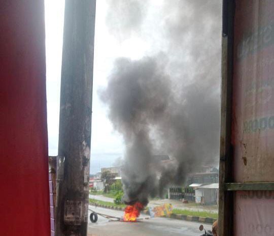 Kawasan Taman Hiburan Rakyat Kendari Mendadak Ricuh dan Jalan Diblokir