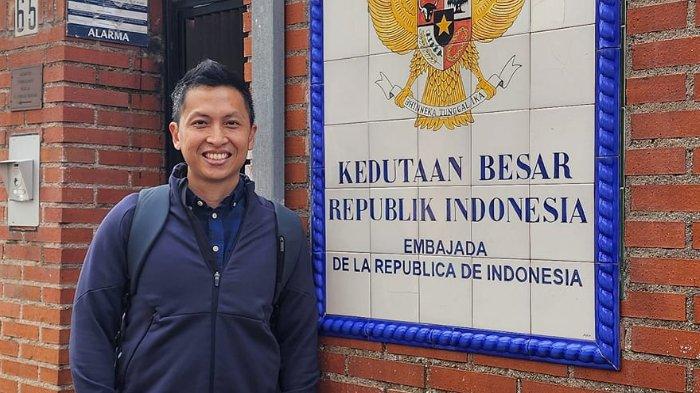 Sosok Arya Daru, Diplomat Muda Kemlu Tewas di Indekos dengan Kepala Terlilit Lakban