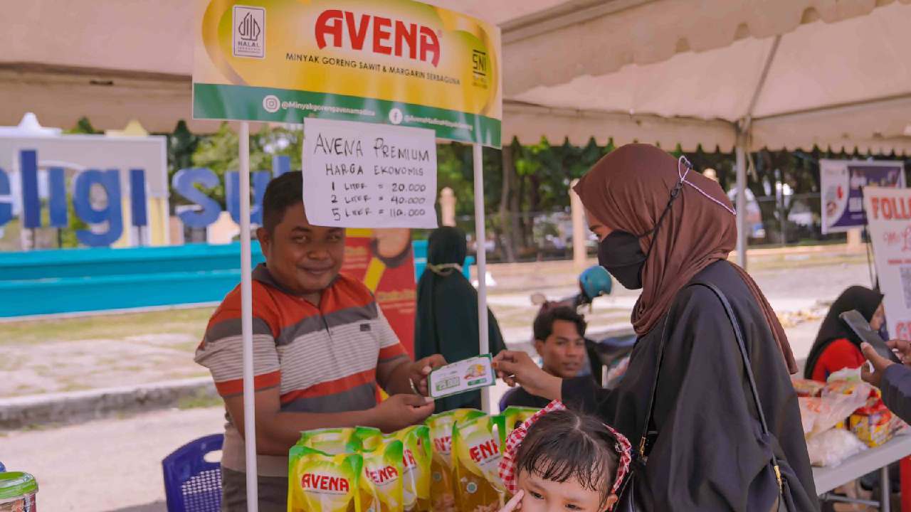 Bank Sultra Salurkan 1.274 Voucher di Gerakan Pangan Murah Kendari